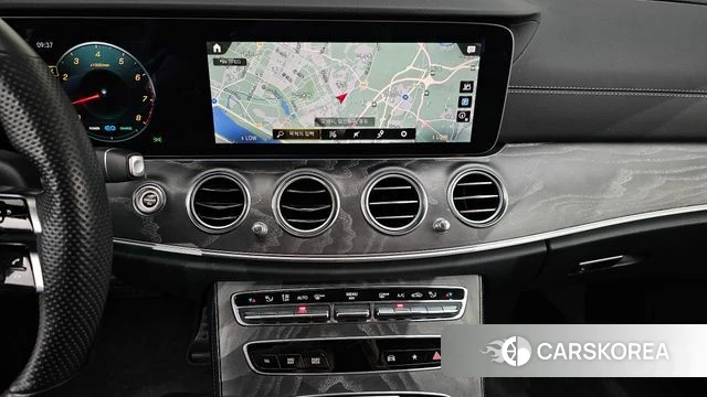 Mercedes-Benz E-Class W213 2022 Синий из Кореи, фото 5