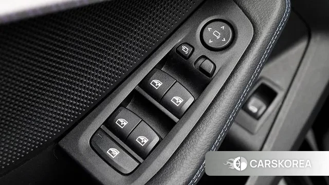 BMW 1 Series (F40) 2023 Черный из Кореи, фото 5