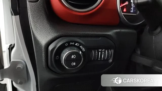 Jeep Wrangler (JL) 2022 Белый из Кореи, фото 5