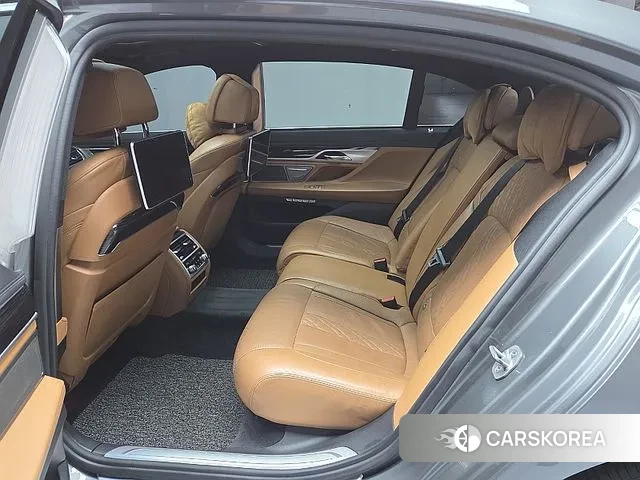 BMW 7 Series (G11) 2018 Серый из Кореи, фото 5