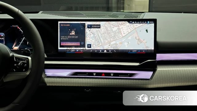 BMW 5 Series (G60) 2025 Серебристо-серый из Кореи, фото 5