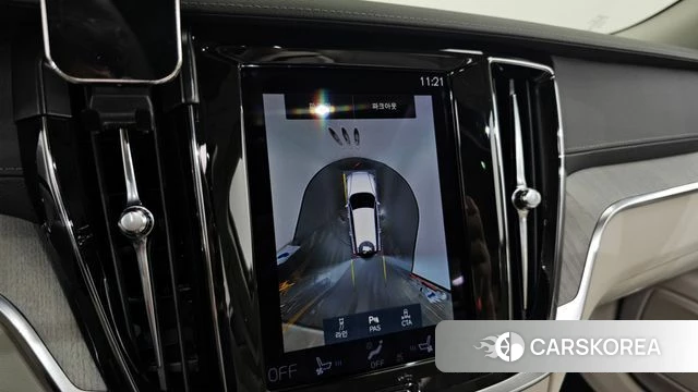 Volvo V60 Cross-Country 2nd Generation 2021 Белый из Кореи, фото 5