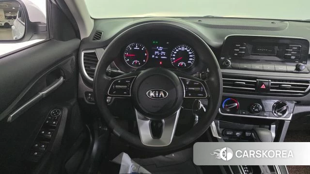 Kia Seltos 2021 Белый из Кореи, фото 5