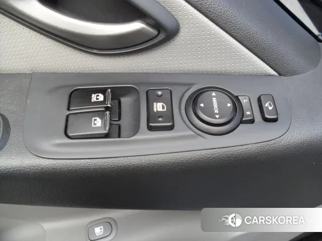 Hyundai The New Grand Starex 2018 Серебряный из Кореи, фото 5