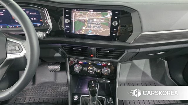 Volkswagen 7th Generation of Jetta 2023 Красный из Кореи, фото 5