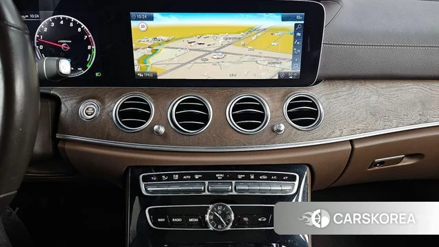 Mercedes-Benz E-Class W213 2019 Серый из Кореи, фото 5