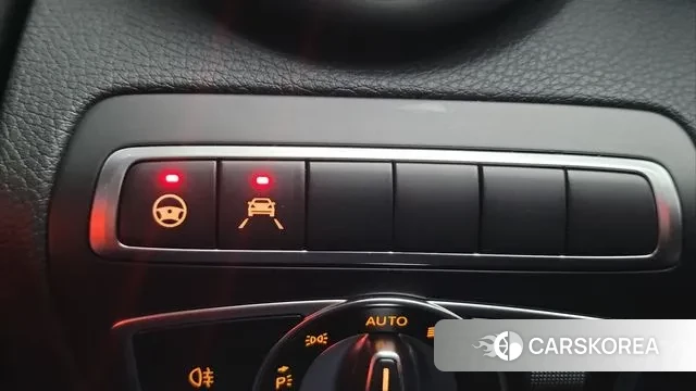 Mercedes-Benz C-Class W205 2021 Белый из Кореи, фото 5