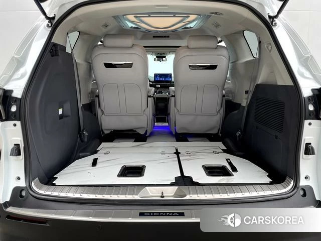 Toyota Saina 2022 Белый из Китая, фото 5