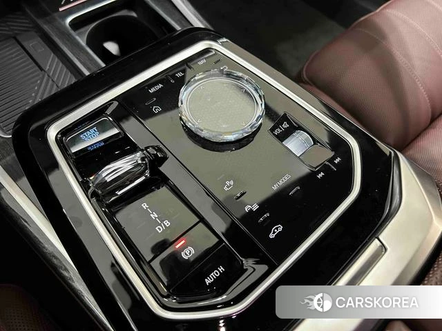 BMW i7 2024 Черный из Китая, фото 5