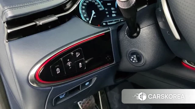 Genesis GV70 2023 Белый из Кореи, фото 5