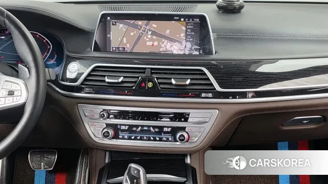 BMW 7 Series (G11) 2021 Белый из Кореи, фото 5