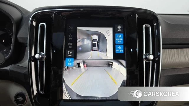Volvo XC40 2024 Белый из Кореи, фото 5
