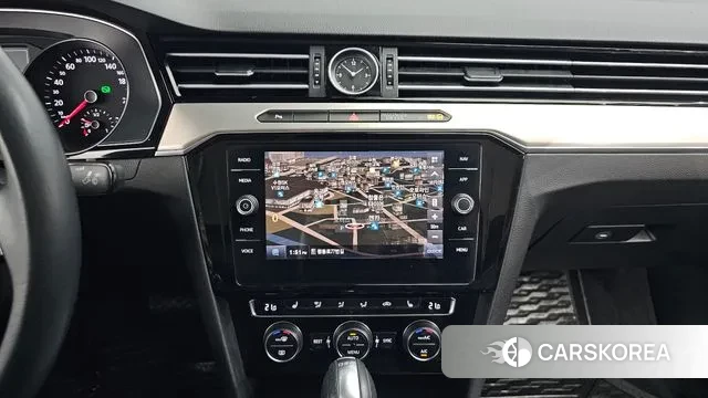 Volkswagen Passat GT (B8) 2018 Белый из Кореи, фото 5