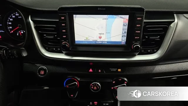 Kia Stonic 2018 Белый из Кореи, фото 5