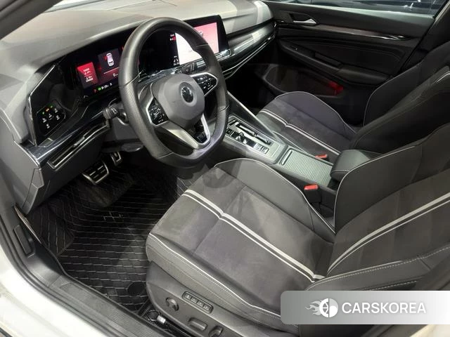 Volkswagen Golf 2022 Белый из Китая, фото 5
