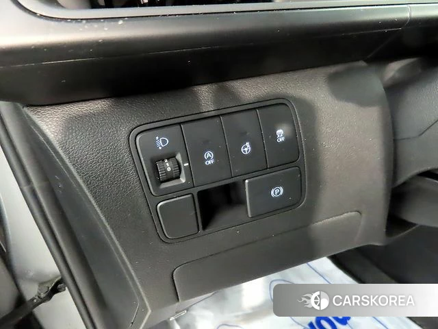Hyundai Staria 2021 Серебряный из Кореи, фото 5