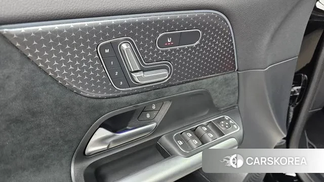 Mercedes-Benz GLA - Class H247 2025 Черный из Кореи, фото 5