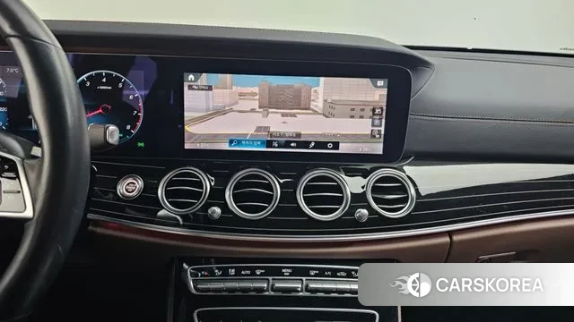 Mercedes-Benz E-Class W213 2021 Белый из Кореи, фото 5