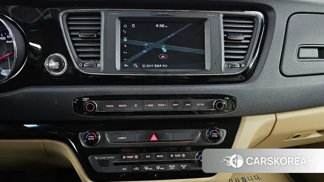 Kia The New Carnival 2018 Белый из Кореи, фото 5