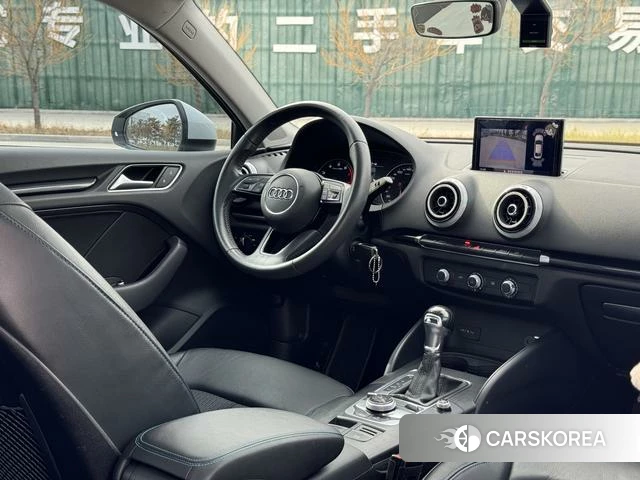 Audi A3 2019 Белый из Китая, фото 5