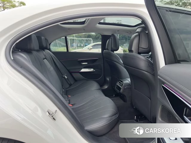 Mercedes-Benz E-class (imported) 2024 Белый из Китая, фото 5