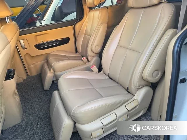 Kia The New Carnival 2019 Белый из Кореи, фото 5