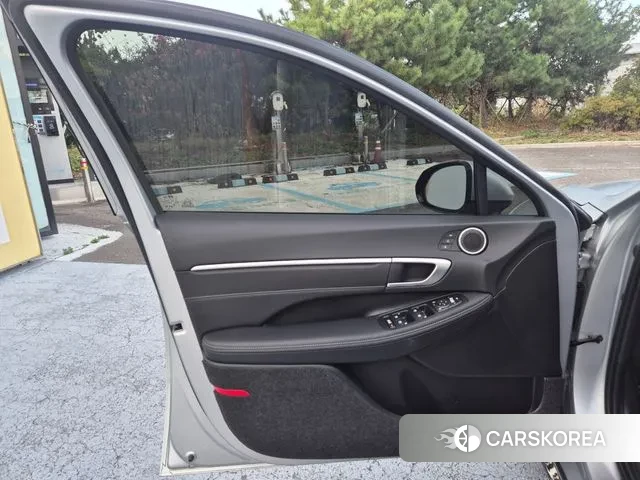 Hyundai Sonata D Edge (DN8) 2024 Серебристо-серый из Кореи, фото 5