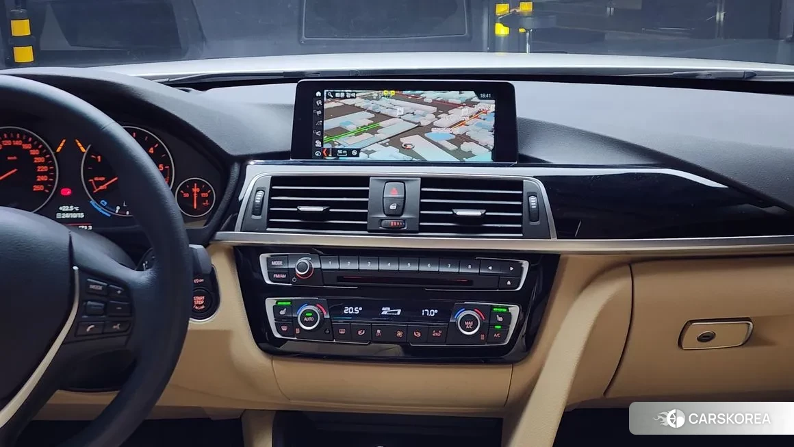 BMW 3 Series (F30) 2018 Белый из Кореи, фото 5