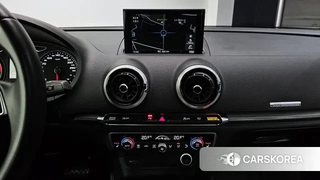Audi New A3 2018 Черный из Кореи, фото 5