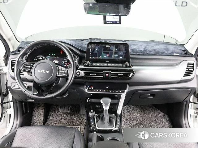 Kia Seltos 2022 Белый из Кореи, фото 5