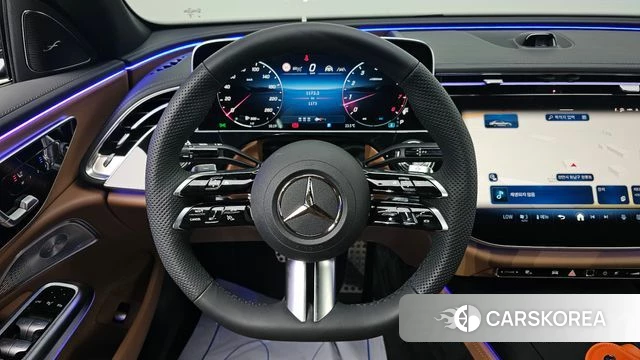 Mercedes-Benz E-Class W214 2025 Черный из Кореи, фото 5