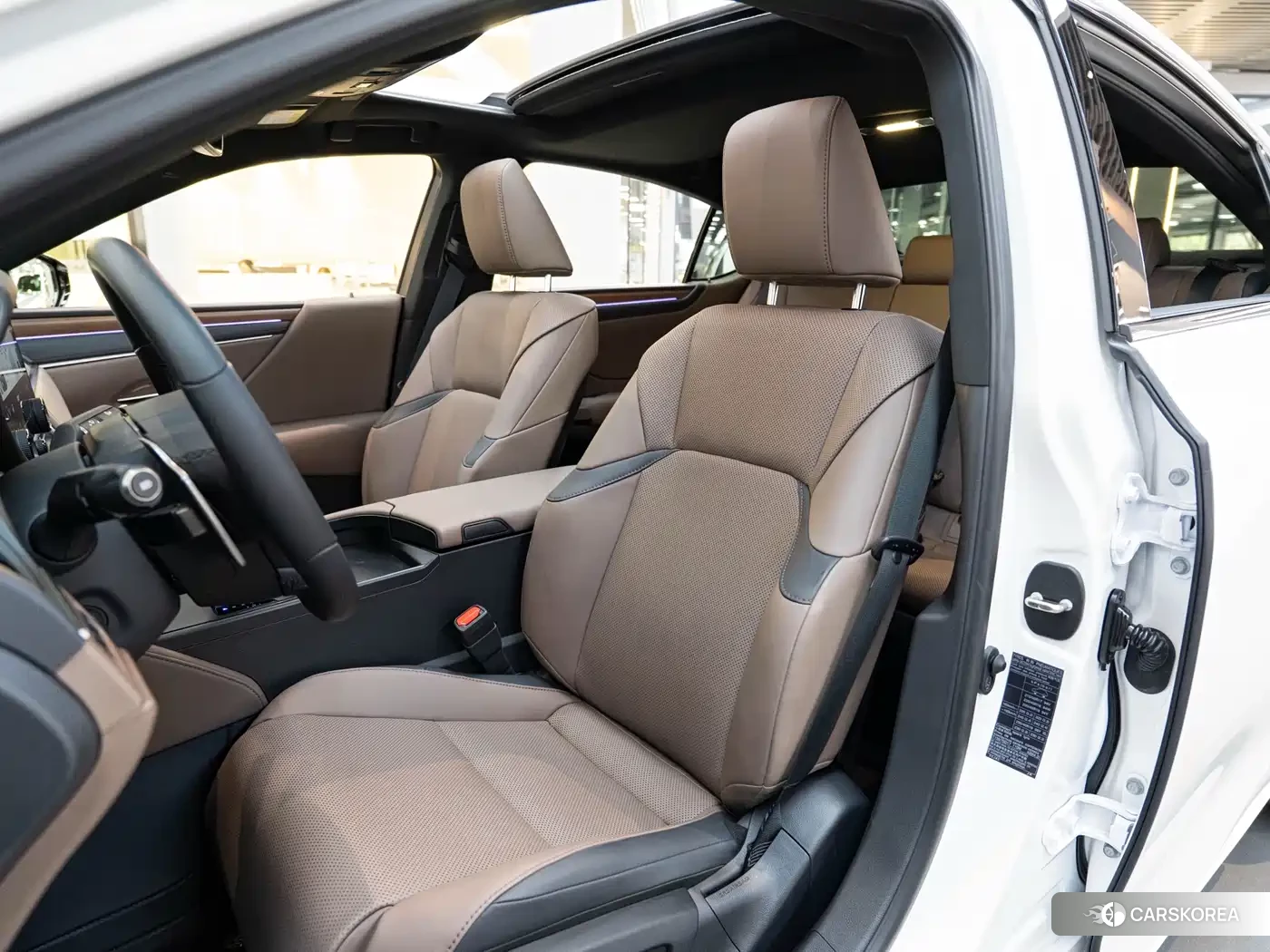 Lexus ES 2025 Белый из Китая, фото 5