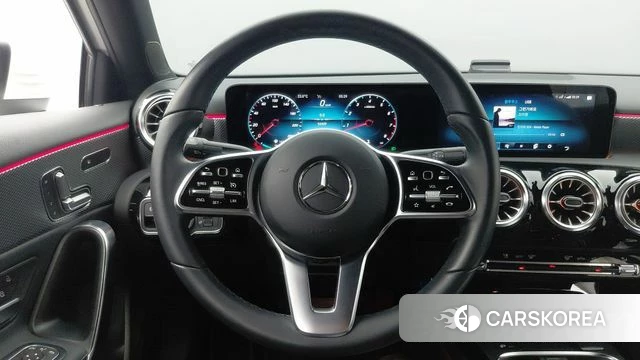 Mercedes-Benz A-Class W177 2021 Белый из Кореи, фото 5