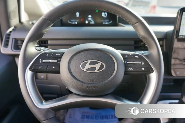 Hyundai Staria 2025 Белый из Кореи, фото 5