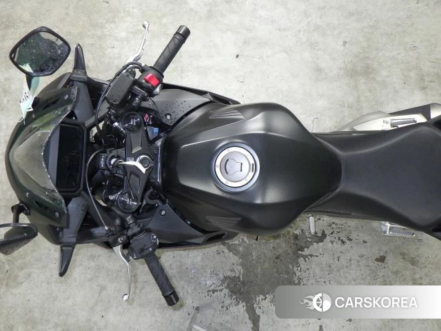 Проданный Honda CBR400R id 3949442 из Японии, фото 2