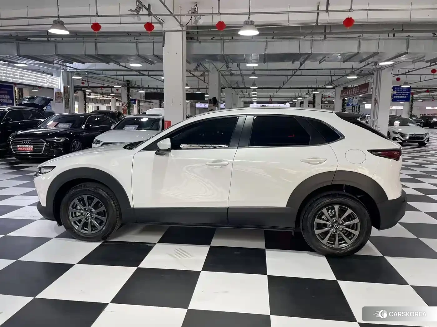Mazda CX-30 2022 Белый из Китая, фото 5