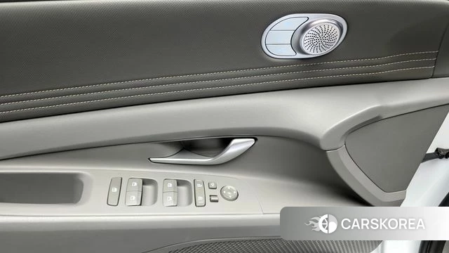 Hyundai The New Avante (CN7) 2024 Белый из Кореи, фото 5