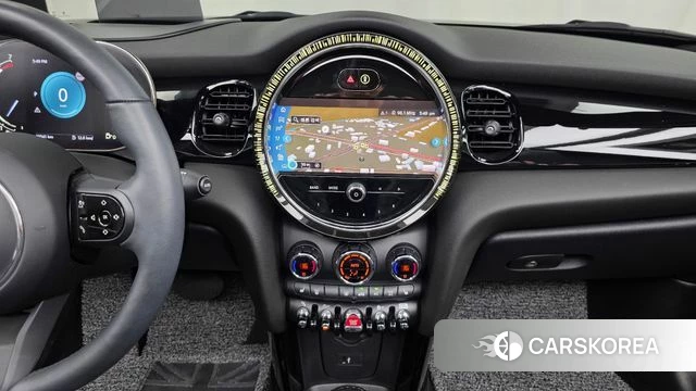 Mini Cooper Convertible 2024 Белый из Кореи, фото 5