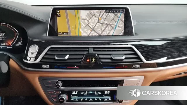 BMW 7 Series (G11) 2020 Черный из Кореи, фото 5