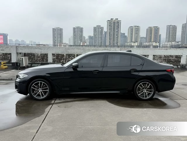 BMW 5 series 2021 Черный из Китая, фото 5