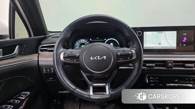 Kia K5 3rd generation 2023 Белый из Кореи, фото 5