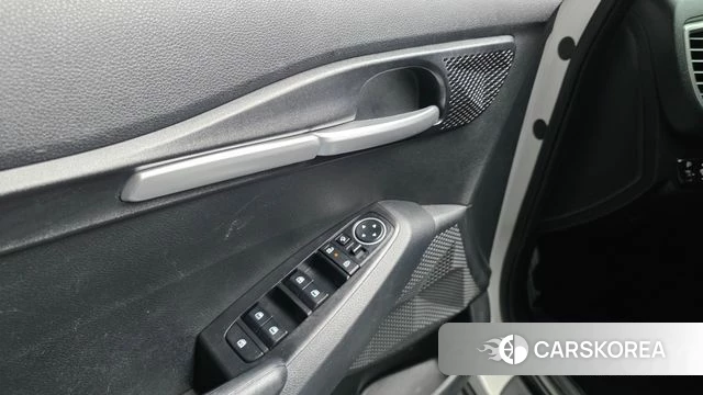 Kia The New Seltos 2023 Белый из Кореи, фото 5