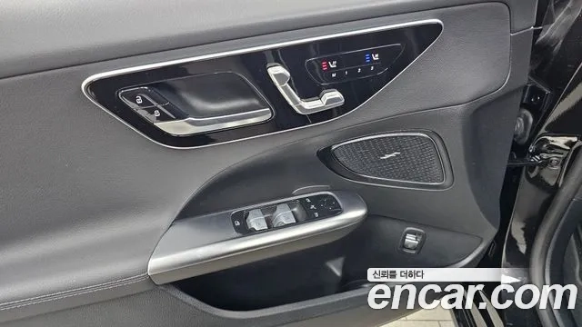 Mercedes-Benz C-Class W206 2024 Черный из Кореи, фото 5