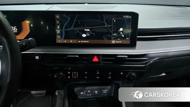 Kia The New K5 3rd generation 2024 Белый из Кореи, фото 5