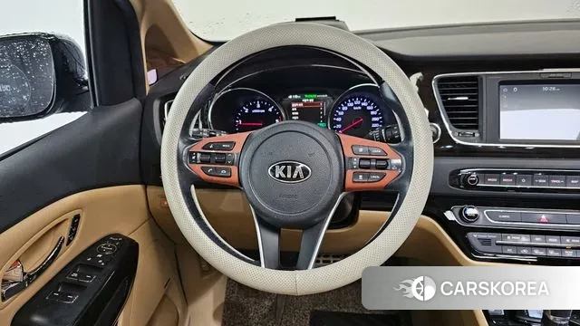 Kia The New Carnival 2018 Черный из Кореи, фото 5