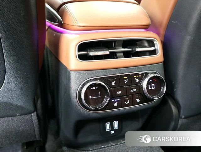Genesis GV70 2021 Белый из Кореи, фото 5