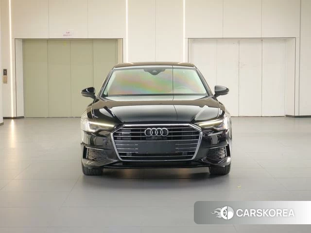 Audi A6L 2021 Черный из Китая, фото 5