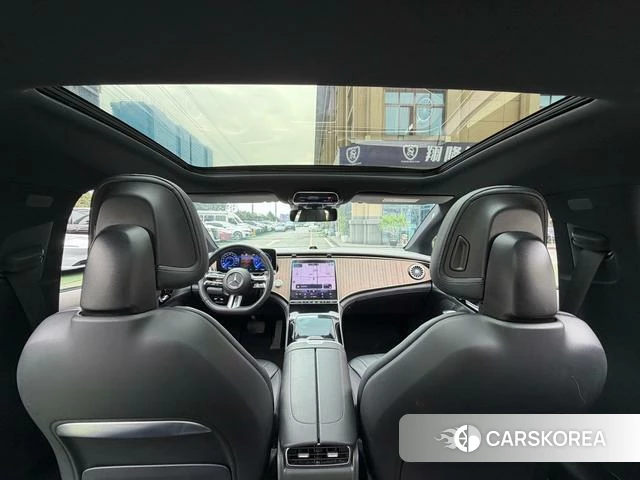 Mercedes-Benz EQE 2023 Черный из Китая, фото 5