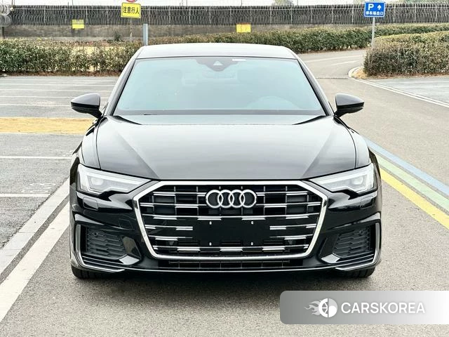 Audi A6L 2022 Черный из Китая, фото 5