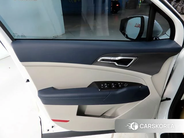 Kia Sportage 5th Generation 2023 Белый из Кореи, фото 5